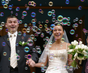 louer-location-loue-machine-bulles-mariage-anniversaire-deco-decoration-feerique-vaud-fribourg-valais-geneve-1 (1)